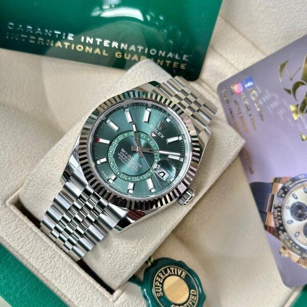 ROLEX SKY DEWLLER Quartz WATCH