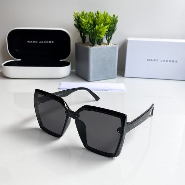 Marc Jacobs 5003