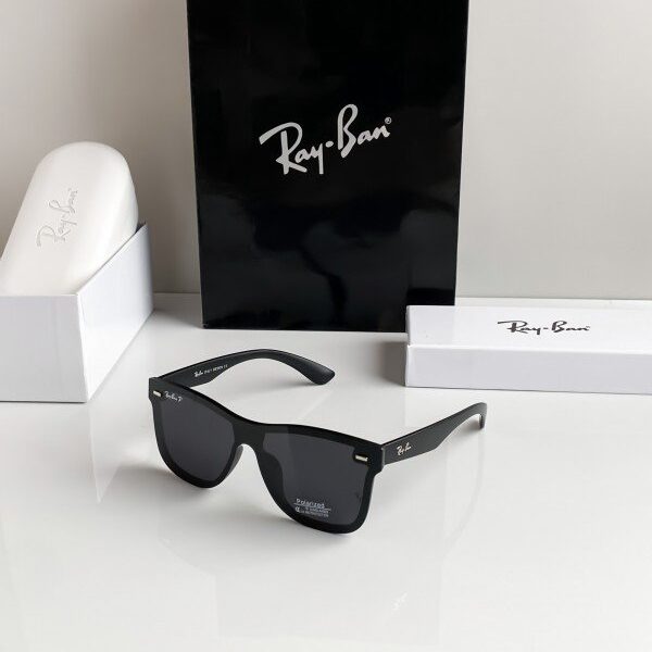 Rayban black Blaze 650