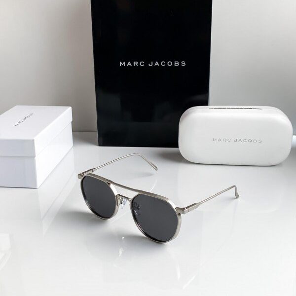Marc Jacobs 5051