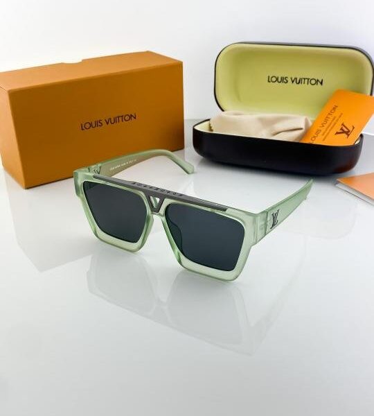 Louis Vuitton Green 1502 Sunglasses