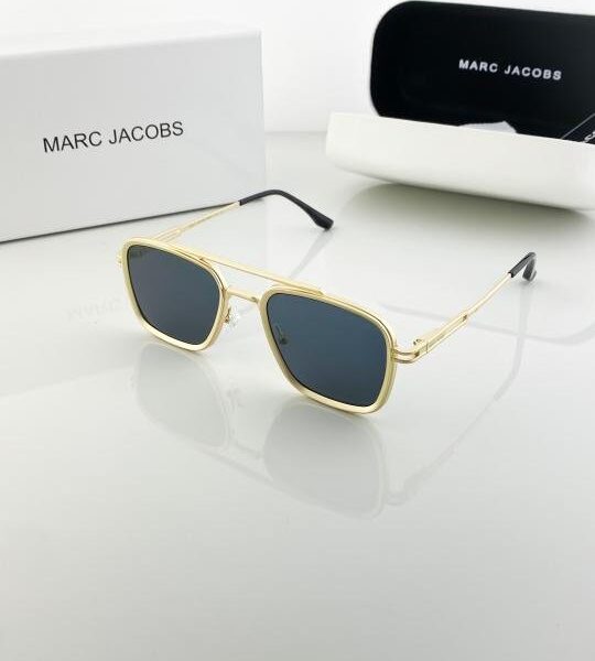 MARC JACOBS GOLD BLACK 516