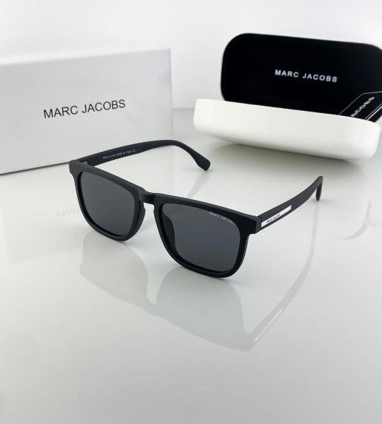MARC JACOBS BLACK 58703