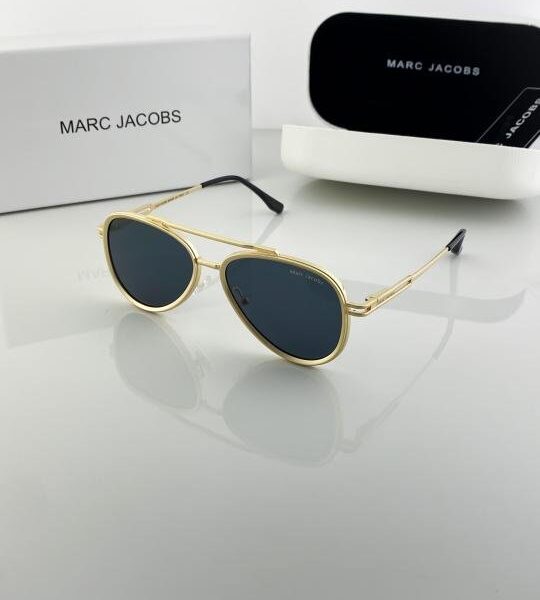 MARC JACOBS GOLD BLACK 517