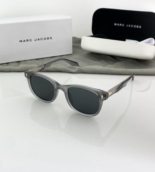 MARC JACOBS GREY BLACK 62003
